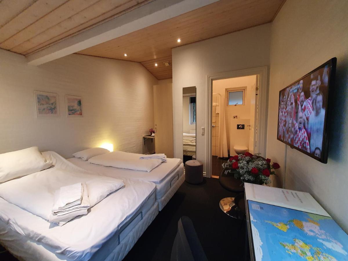 Bente'S Guesthouse Гольстебро Екстер'єр фото